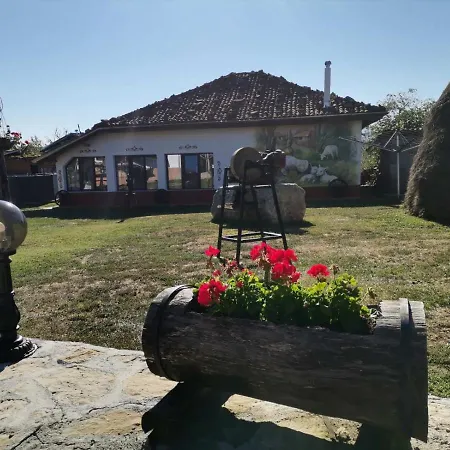 Къща За Гости Рай 招待所 Izgrev (Varna)